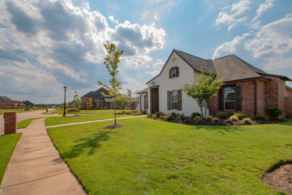 Green front yard